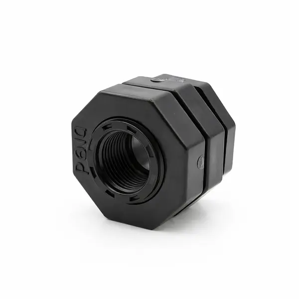 Pasamuro Pvc Roscado